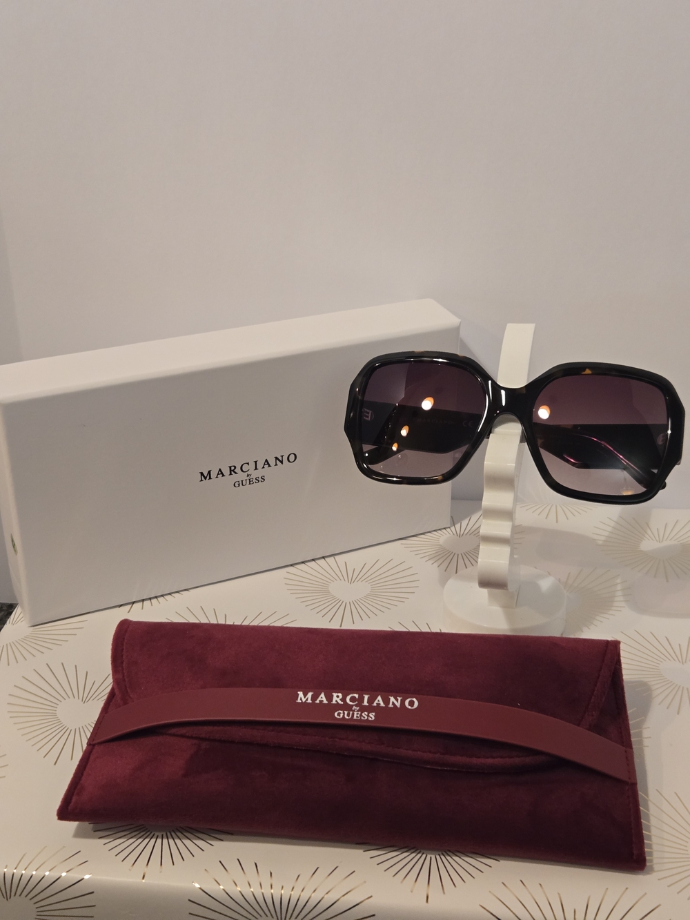 🔥Marciano By Guess Women's Oversized Black Sunglasses with Burgundy Case & Box